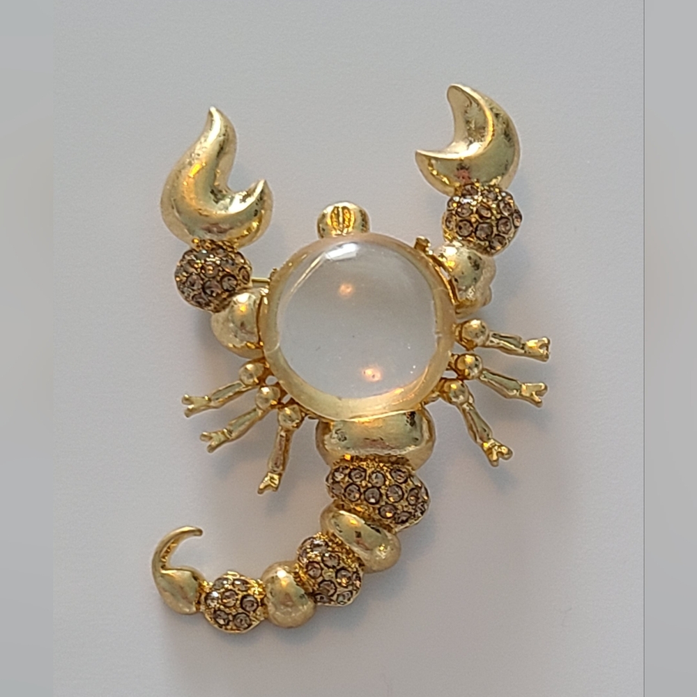 Scorpion Brooch Vintage Style Jelly Belly Gold Rhinestones NEW very Neat